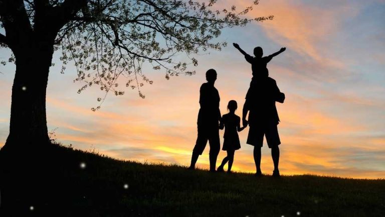 Addiction Is a Family Sport hero image of a family coping with addiction together.