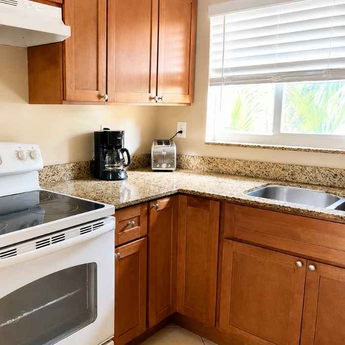 Facility - Simple Path Recovery - Kitchen Area With Stove
