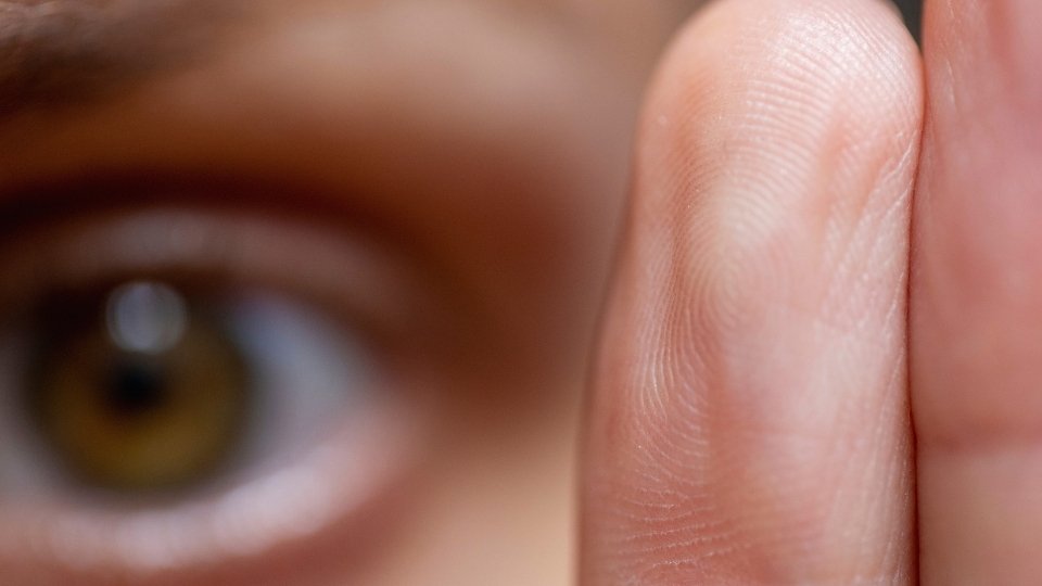 What Is EMDR Therapy it is a treatment to help people move past trauma.