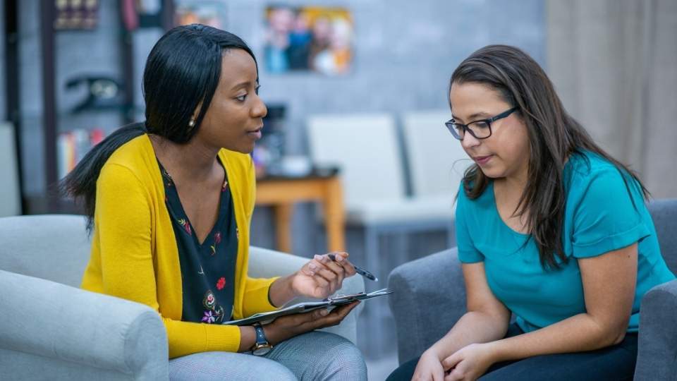 An IOP schedule will often include group and individual therapy.